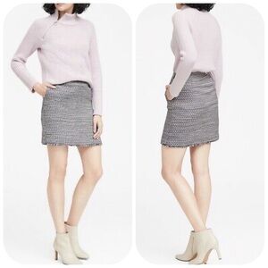 NWOT Banana Republic Navy Italian Tweed Mini Skirt